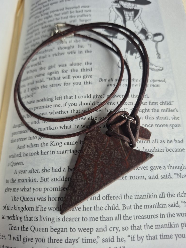 Arrowhead pendant Necklace
