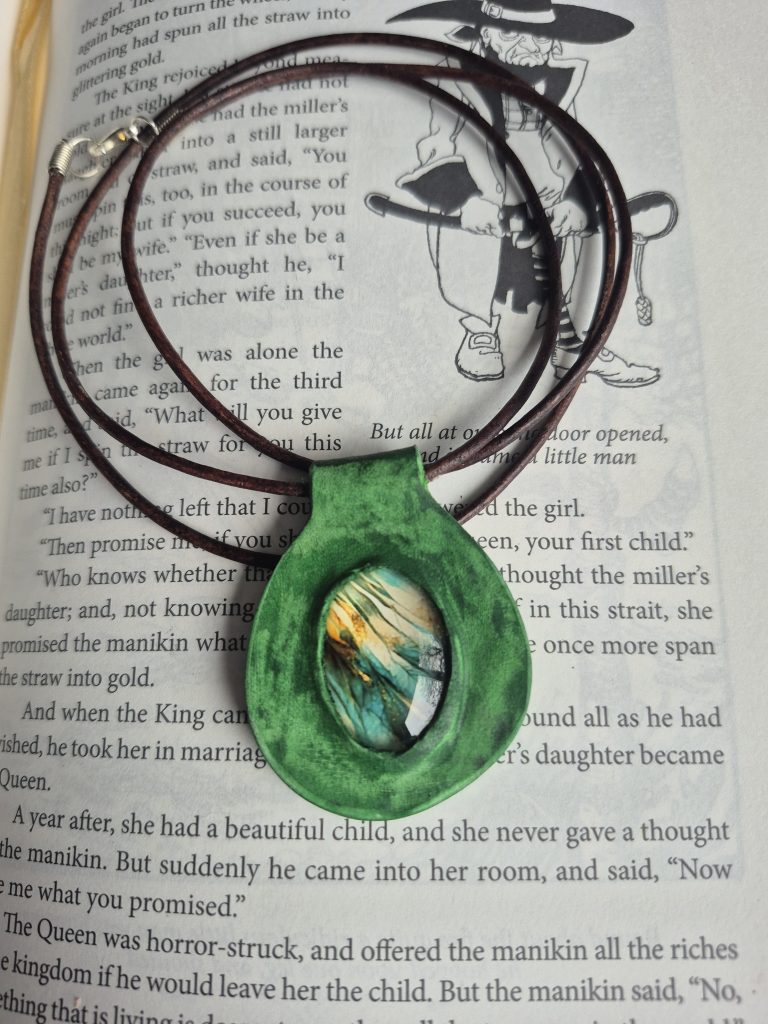 Cabochon Necklace